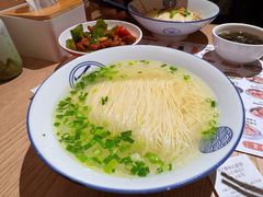 鸡汤银丝面-新万鑫银丝面·非遗无锡味(惠山古镇店)