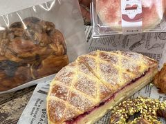-巴黎优朵烘焙馆(菱角湖壹号店)