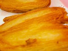 小蝴蝶酥-上海哈尔滨食品厂(淮海中路店)