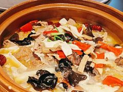 -状元人家·公园别墅衡东土菜(溪悦荟店)