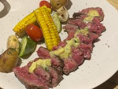 澳洲m9和牛上脑牛排配烤蔬菜-Cyclus Craft Kitchen薩克思手工厨房