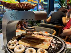 -草家酱蟹炭火烤肉店(珲春南路一店)