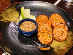 鹅肝酱葱油饼-杭州西子湖四季酒店·金沙厅