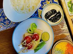 -芸南道·过桥米线(昆明老街旗舰店)