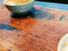 -亮亮面馆(经六路店)