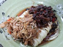 香辣牛肉酱拌面-刘氏三和面馆