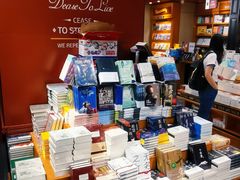 -西西弗书店&矢量咖啡(来福士广场店)