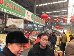 -上海龙吴水胜海发市场