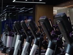 -威克健身游泳(万菱汇店)