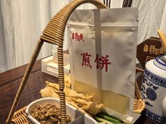 -鲁菜根·泰山菜(泰山店)