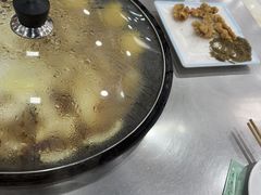 -屯老二农家铁锅炖·行业领军者(梅江店)