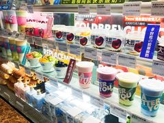 零售区-Blueglass酸奶(华贸购物中心店)