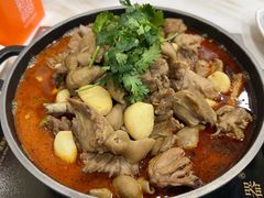-彭记铁锅肥肠(东四总店)