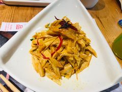 -管氏翅吧(护国寺店)