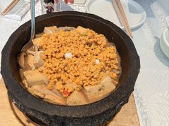 石锅海胆豆腐-品海楼·大连海胆锅贴馆(东港店)