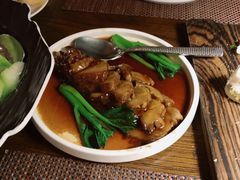 咸蛋黄红烧肉-肴约·花园式餐厅(湖里店)