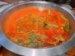 -老凯俚酸汤鱼(鸿通城店)