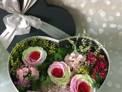 爱心盒子花-容玉花店