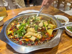 -乡土特色.冷锅鱼.牦牛肉汤锅