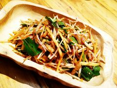 -老滇山寨•云南特色菜•地方菜•民族风情歌舞表演(金碧店)