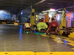 -极限PLAY运动娱乐新世界·团建派对表演休闲馆·室内高空游乐园