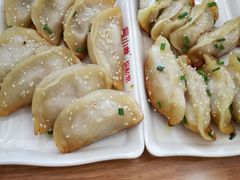 -小姜锅贴(凤凰街店)
