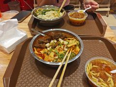 -柳州肥姨妈大骨螺蛳粉(万达中心店)