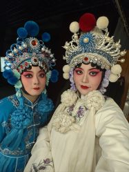 -华韵京剧摄影(洋桥角门东店)