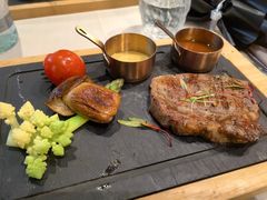 -YUE·6·西式融合餐厅(外滩六号店)