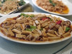 千叶豆腐烧肥肠-盈春大饭店(千山路店)