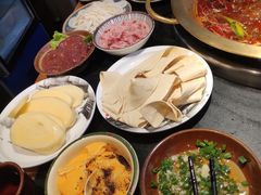 -王婆乔鲜鱼自助火锅(蜀汉路店)