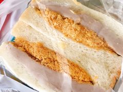 -沁屋面包店(人民东路店)