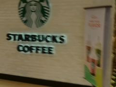 -星巴克(静安嘉里中心B2店)