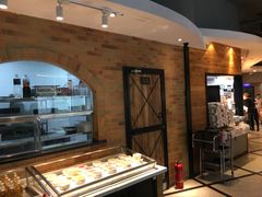 面包甜点陈列柜-比格比萨自助(花园路店)