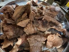 炸过的鱼摆摆-肖肖酸萝卜鱼火锅(总店)