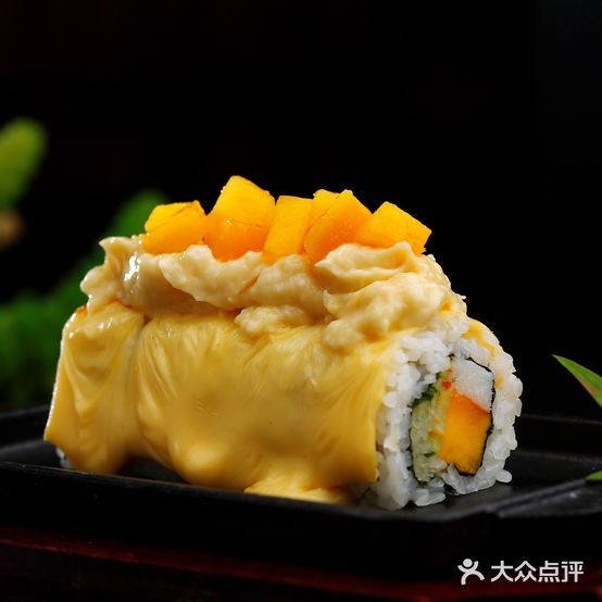 鱼跃精致寿司现点现做日日新鲜(鸿景店)