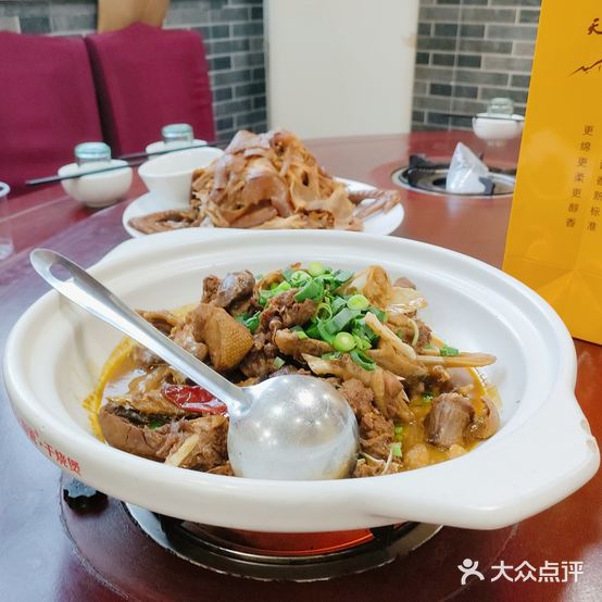 小阳春酒楼