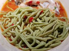 配手工菠菜面-凤凰湘语·湘粤鲜融(浦东旗舰店)