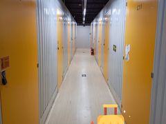 -安东易迷你自助仓储寄存仓库(顾戴路店)