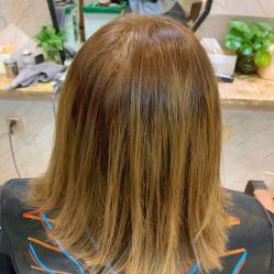 -PE SALON