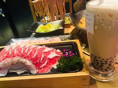 -湊湊火锅·茶憩(杭州湖滨银泰in77店)