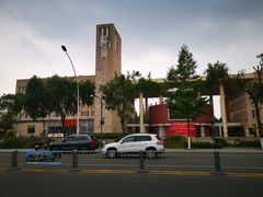 -彭州市图书馆