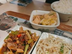 -老乡鸡(上海白玉兰广场店)