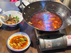 -富正毅三下锅·湘西韵味(天门山索道店)