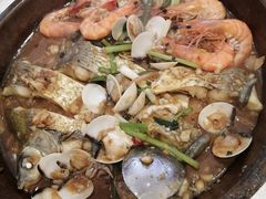 -龙悦湾酒家·八阵鱼生·渔人码头店