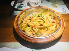 -洞庭土菜小炒馆(易发广场店)