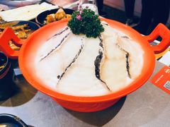 9秒黑鱼片-鮮樂門重庆美蛙鱼头火锅(恒隆店)