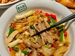 -费大厨辣椒炒肉(黄兴中心广场店)