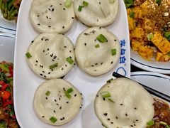 -李与白包子铺(桐梓林店)