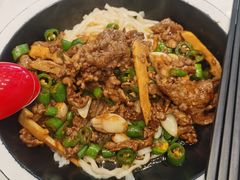 -牛吃草牛肉面(翠柏路店)